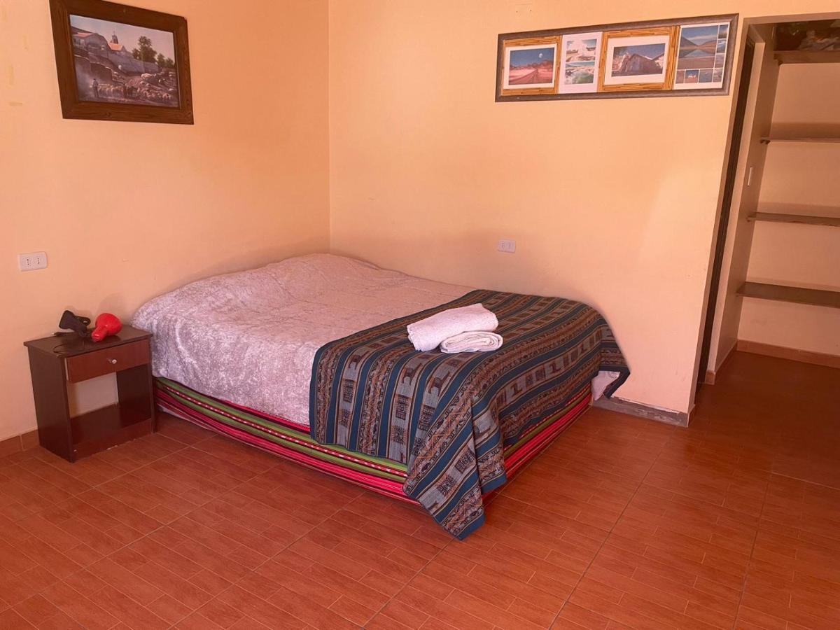 Hostal El Amigo Lucho San Pedro de Atacama Bagian luar foto